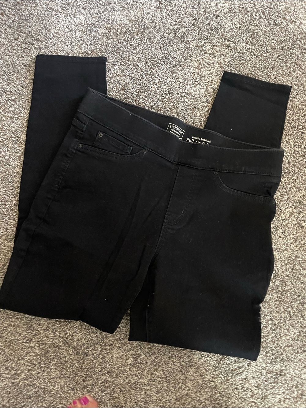 Black Women’s Pull-On Skinny Jeans - Brand: